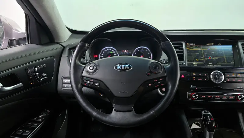 Kia K9
