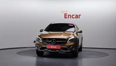 Mercedes-Benz GLA-Class