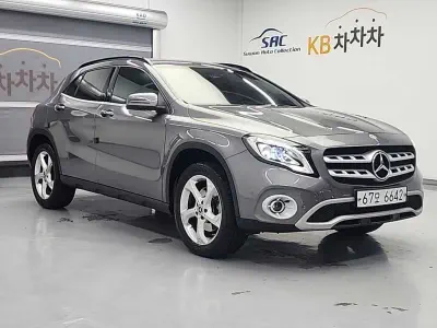 Mercedes-Benz GLA-Class