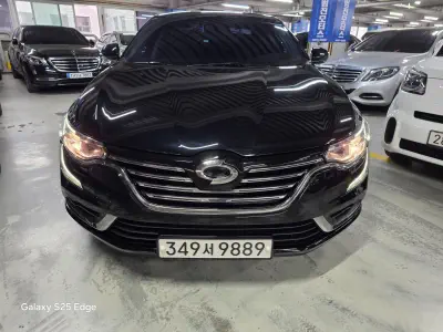 Renault SM6