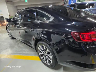 Renault SM6