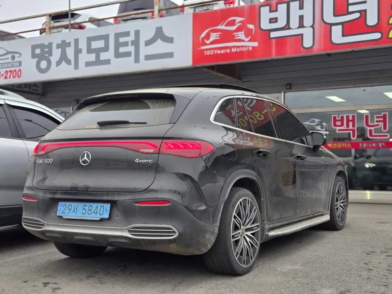 Mercedes-Benz EQE