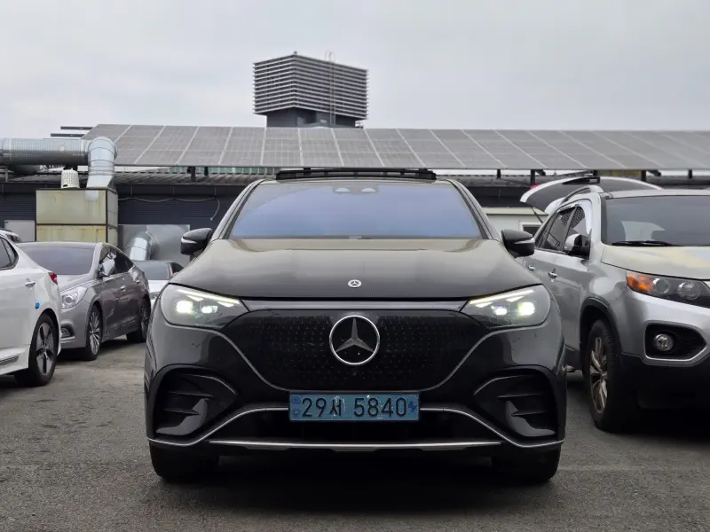 Mercedes-Benz EQE