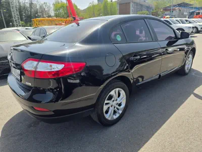 Renault SM3