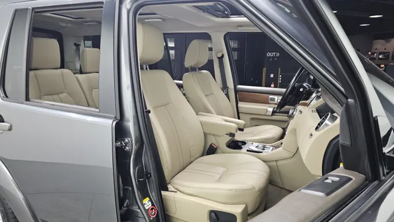 Land Rover DISCOVERY