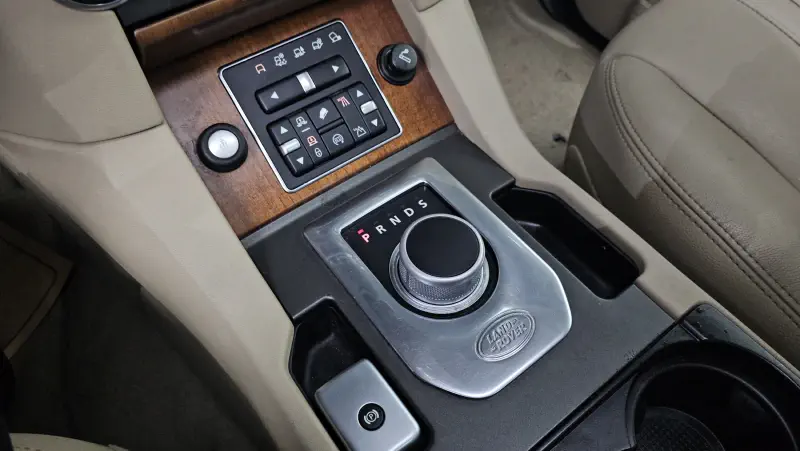 Land Rover DISCOVERY