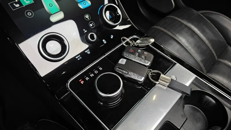 Land Rover RANGE ROVER VELAR