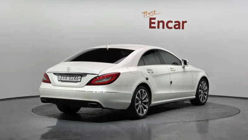 Mercedes-Benz CLS-Class