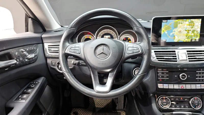 Mercedes-Benz CLS-Class