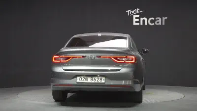 Renault SM6