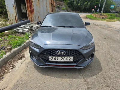Hyundai Veloster