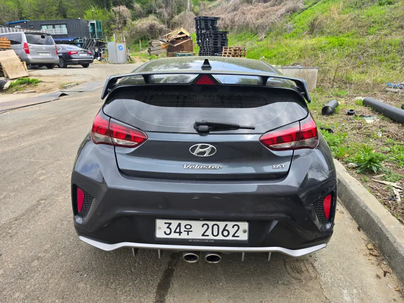 Hyundai Veloster
