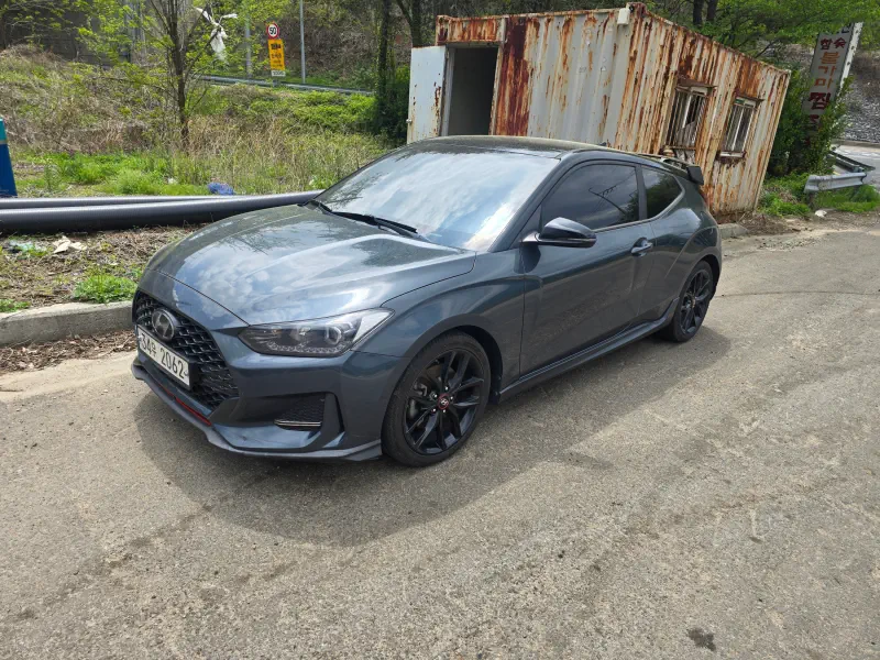 Hyundai Veloster