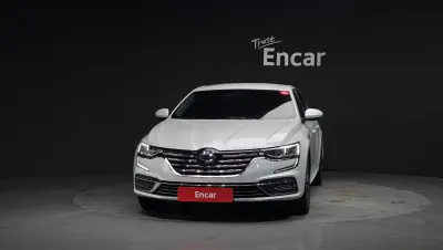 Renault SM6