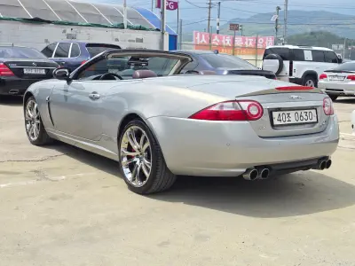 Jaguar XKR
