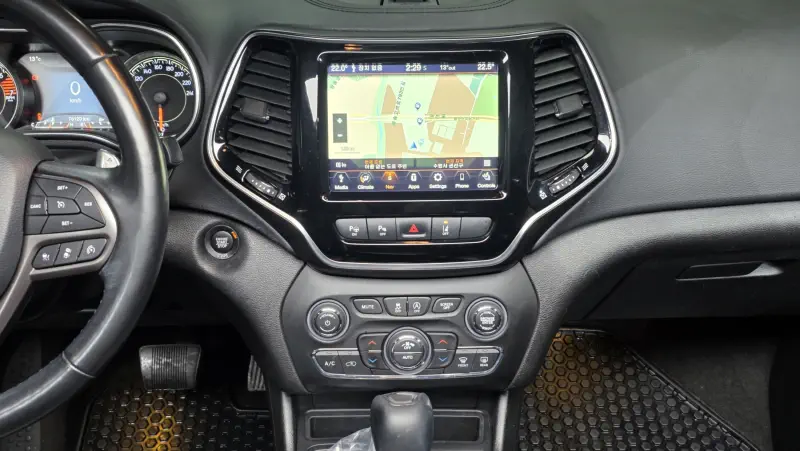 Jeep Cherokee