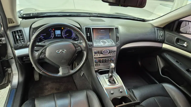 Infiniti G37