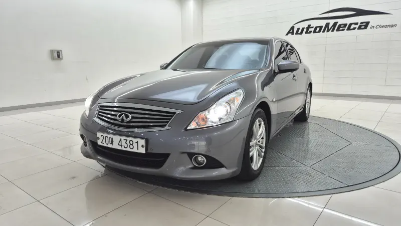 Infiniti G37