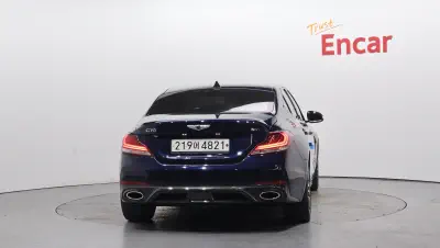 Genesis G70