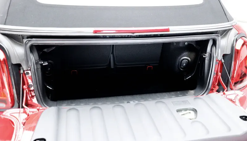 MINI Cooper Convertible