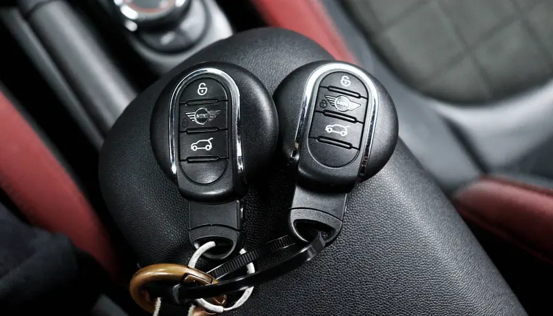 MINI Cooper Convertible