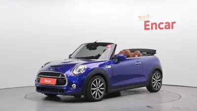 MINI Cooper Convertible