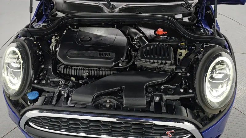 MINI Cooper Convertible