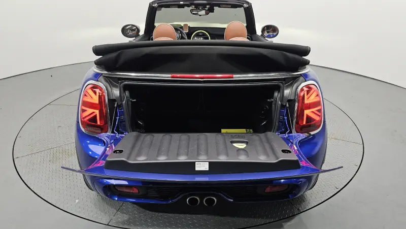 MINI Cooper Convertible