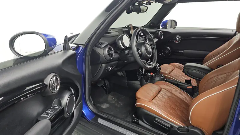 MINI Cooper Convertible