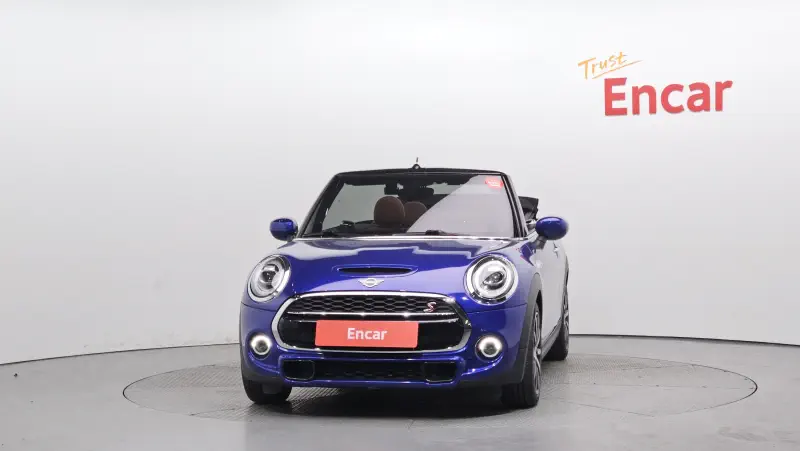 MINI Cooper Convertible