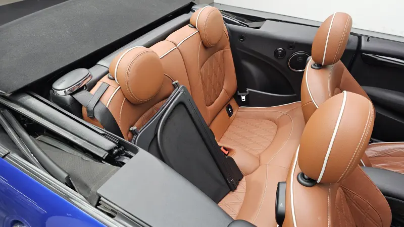 MINI Cooper Convertible