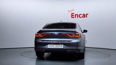 Renault SM6
