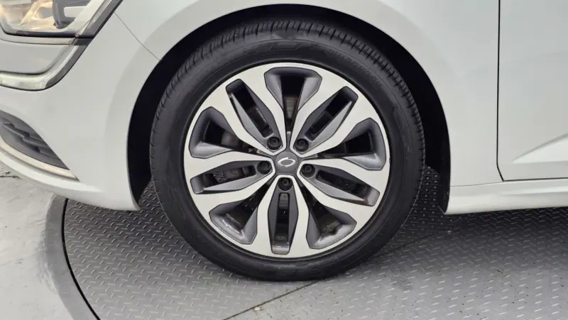 Renault Samsung SM6