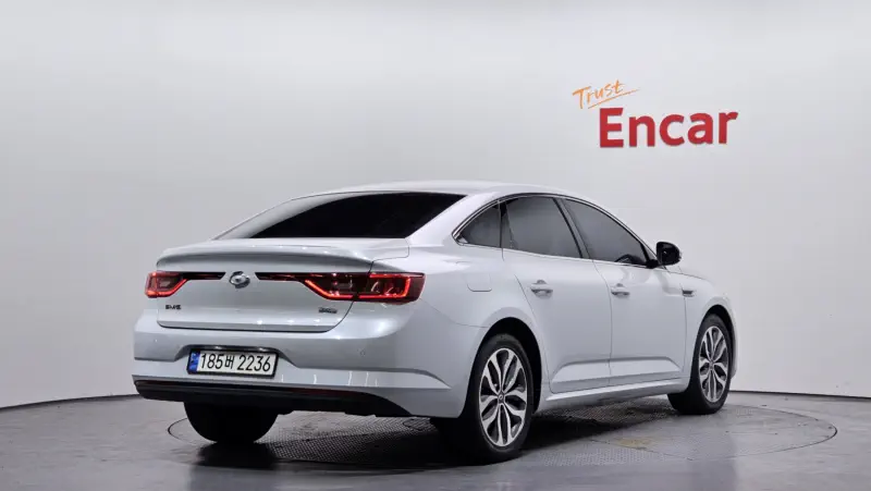 Renault Samsung SM6