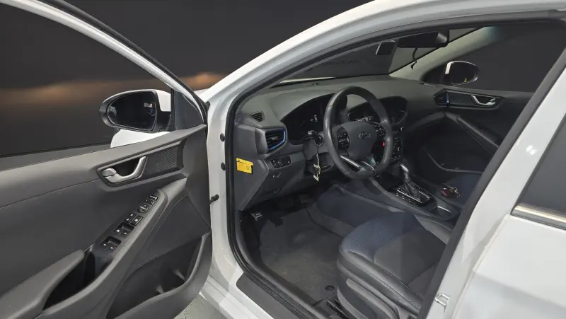 Hyundai Ioniq
