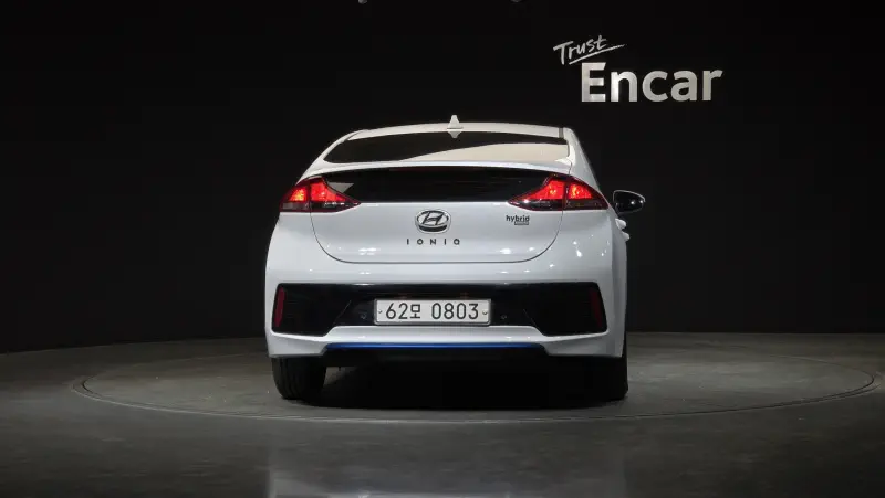 Hyundai Ioniq