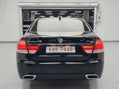 SsangYong Chairman W