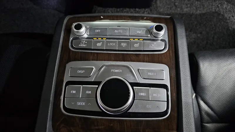 Kia K9
