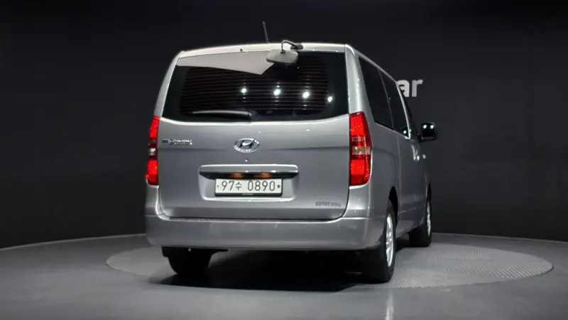 Hyundai Grand Starex