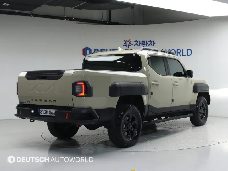 Kia Tasman