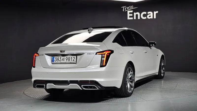 Cadillac CT5
