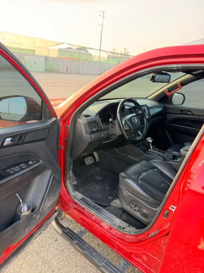 SsangYong Rexton Sports Khan