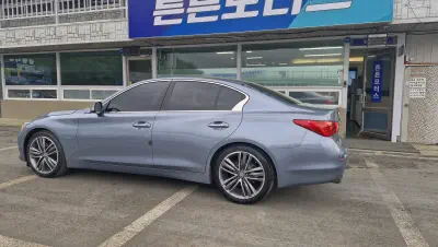 Infiniti Q50