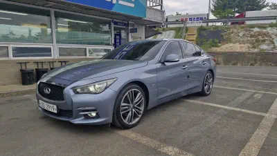Infiniti Q50