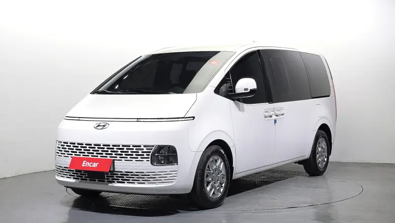 Hyundai Staria