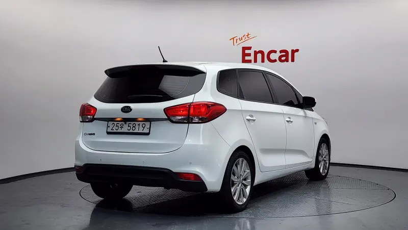 Kia Carens