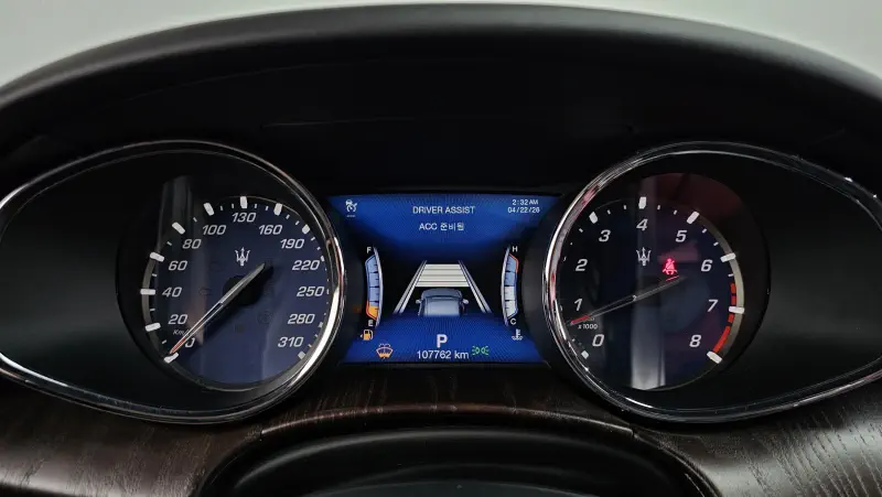 Maserati QUATTROPORTE