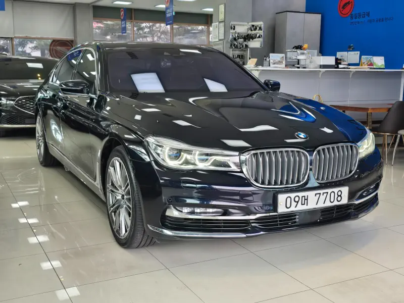 BMW 7-Series