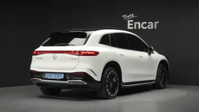 Mercedes-Benz EQS SUV