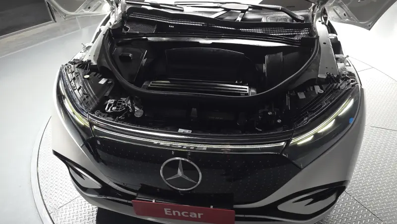 Mercedes-Benz EQS SUV
